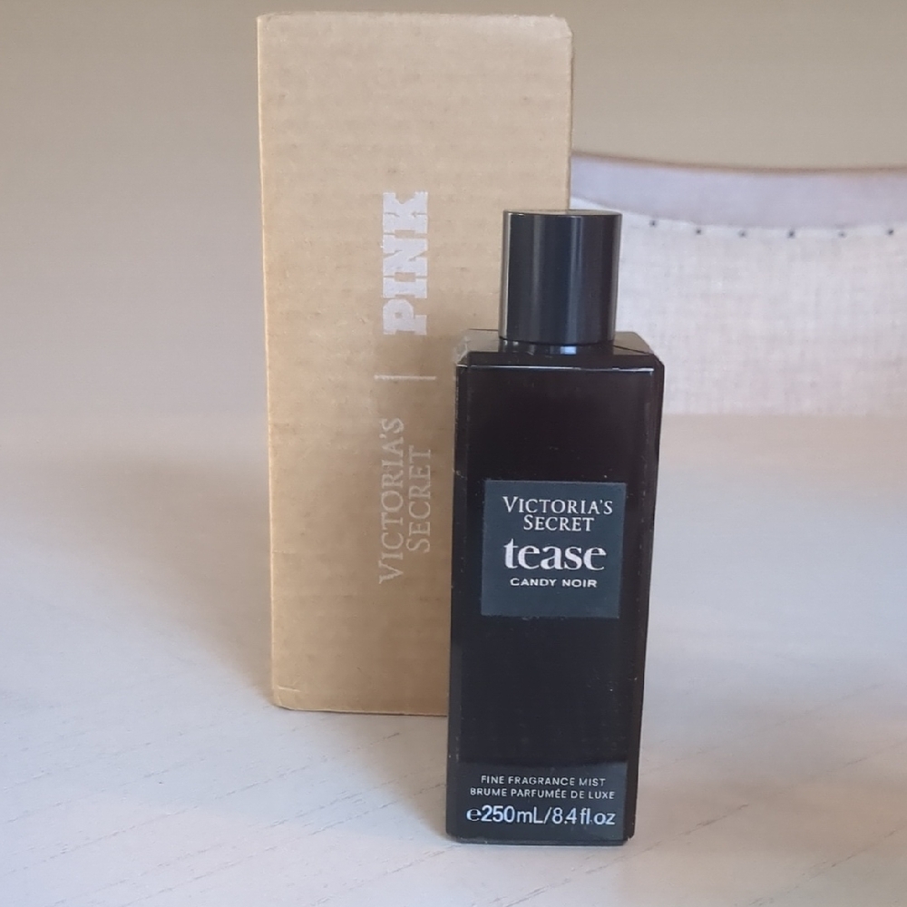 New Victoria tease Fine Fragrance Mist 8.4 Fl oz